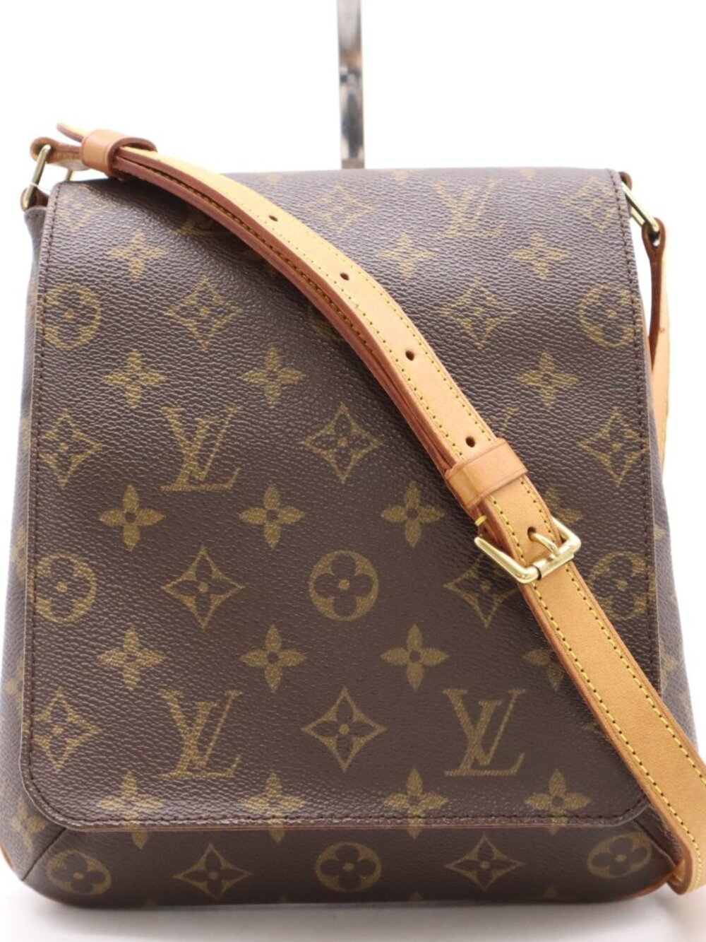 LV Mono Musette Salsa